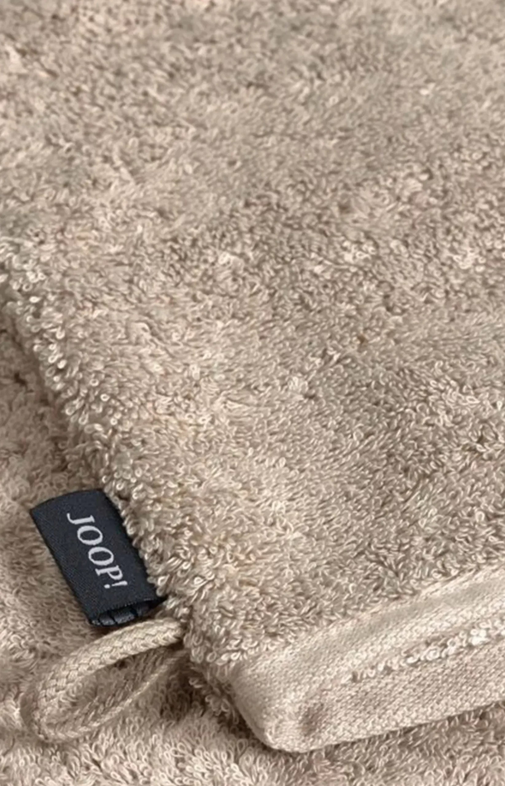 JOOP! SELECT LAYER Terrycloth Range in Rouge