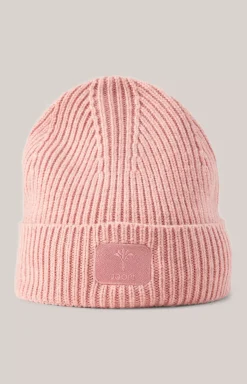 Knitted Beanie in Pink