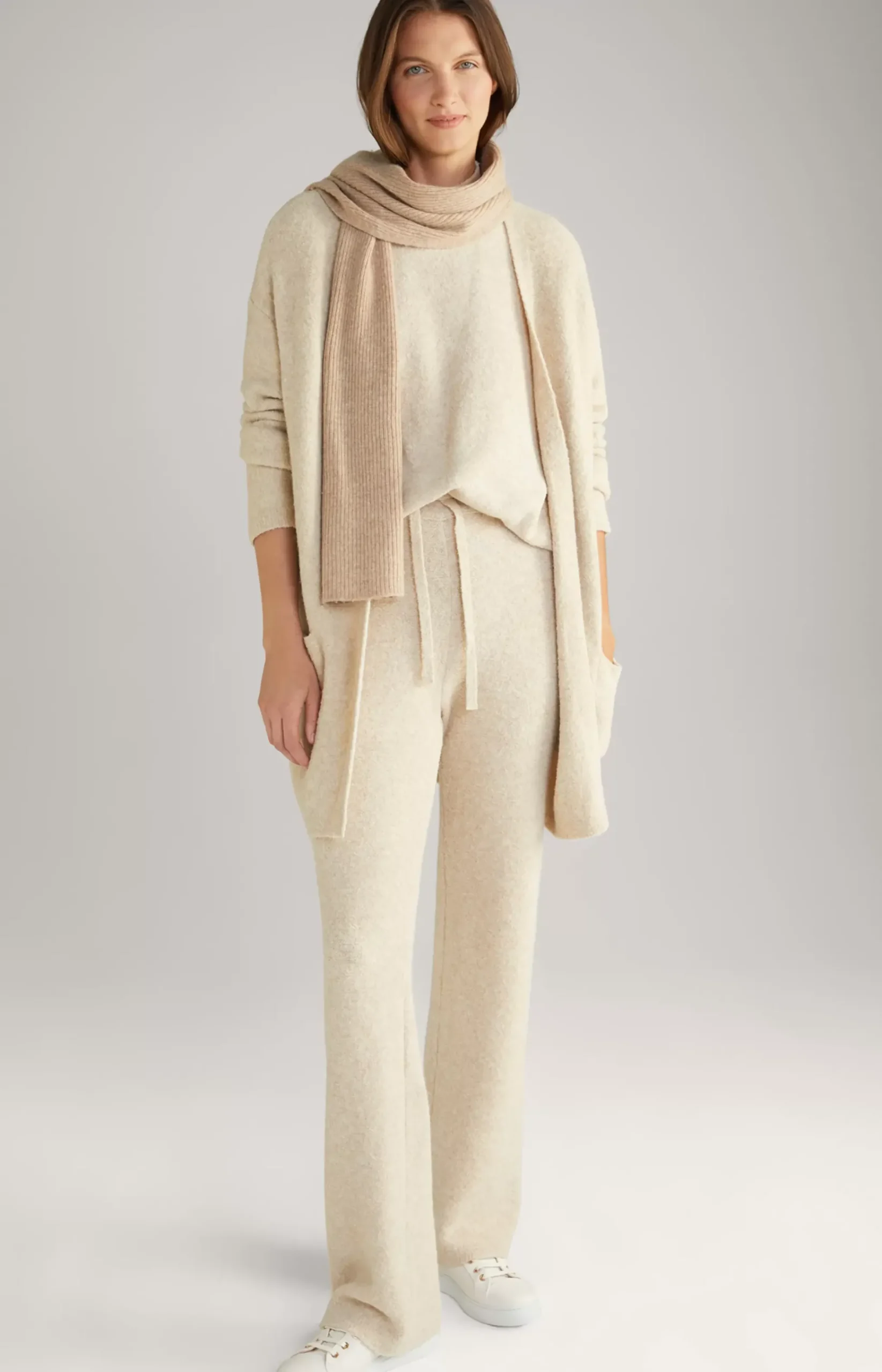 Knitted Trousers in Beige