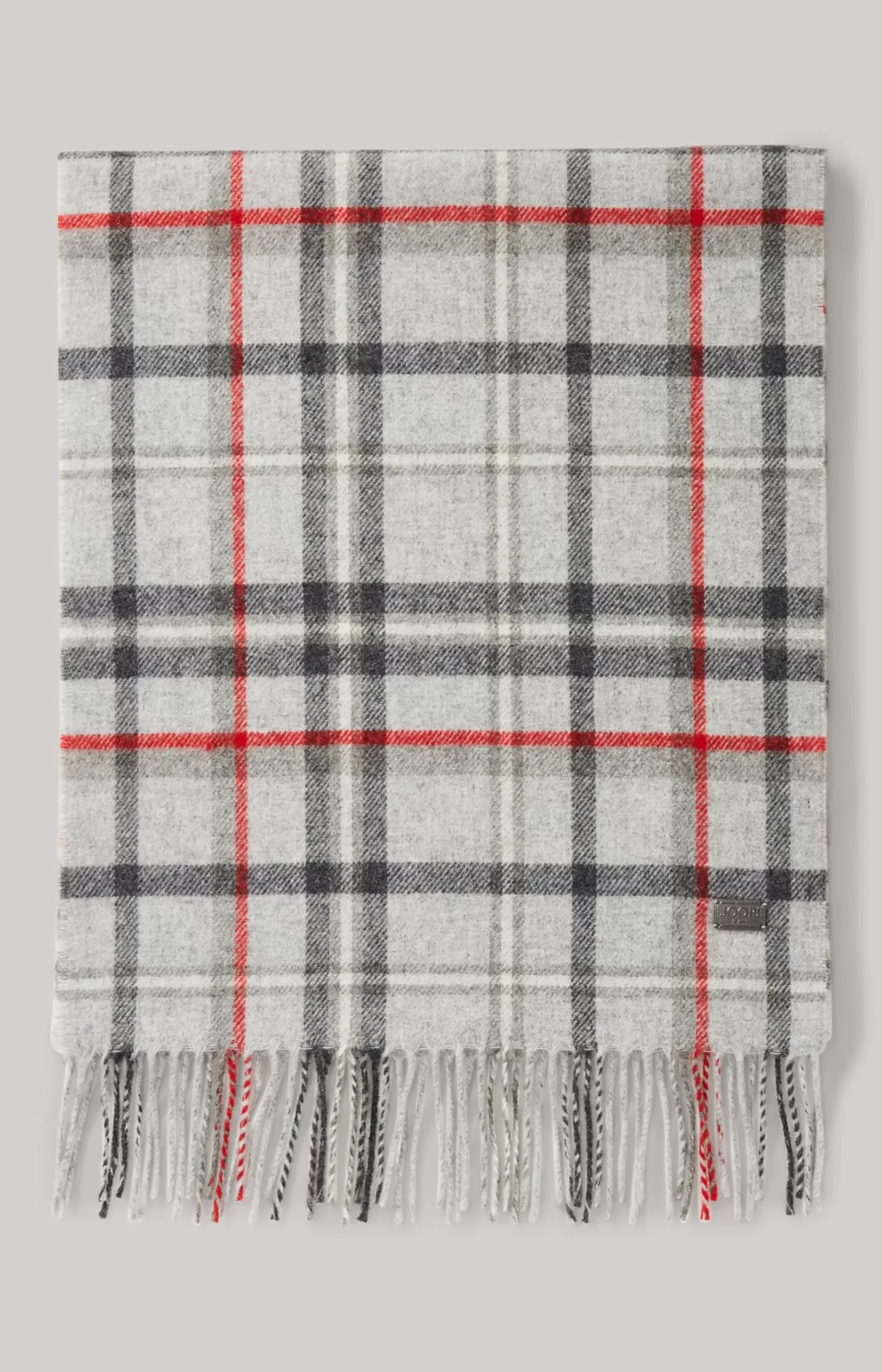 Lamazi Scarf in a Grey/Red Pattern