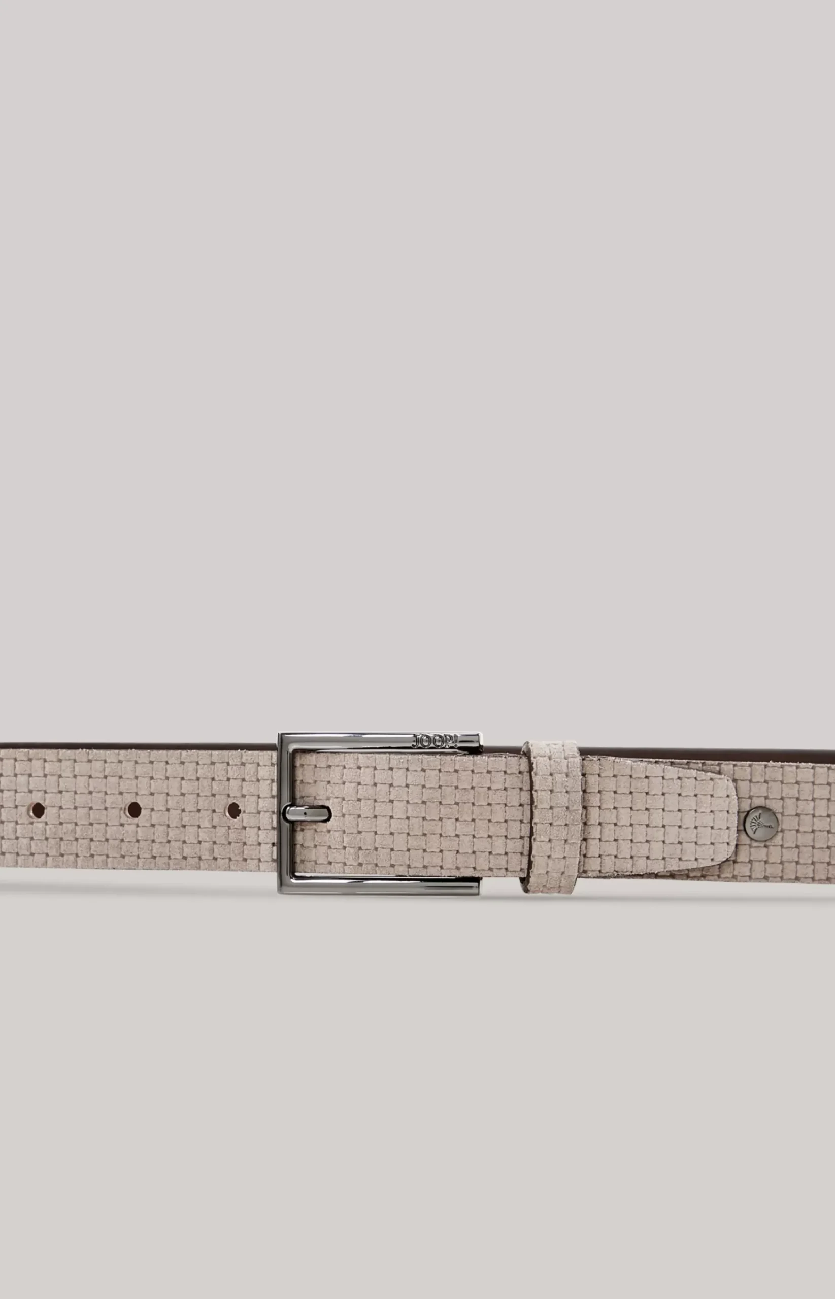 leather belt in light grey