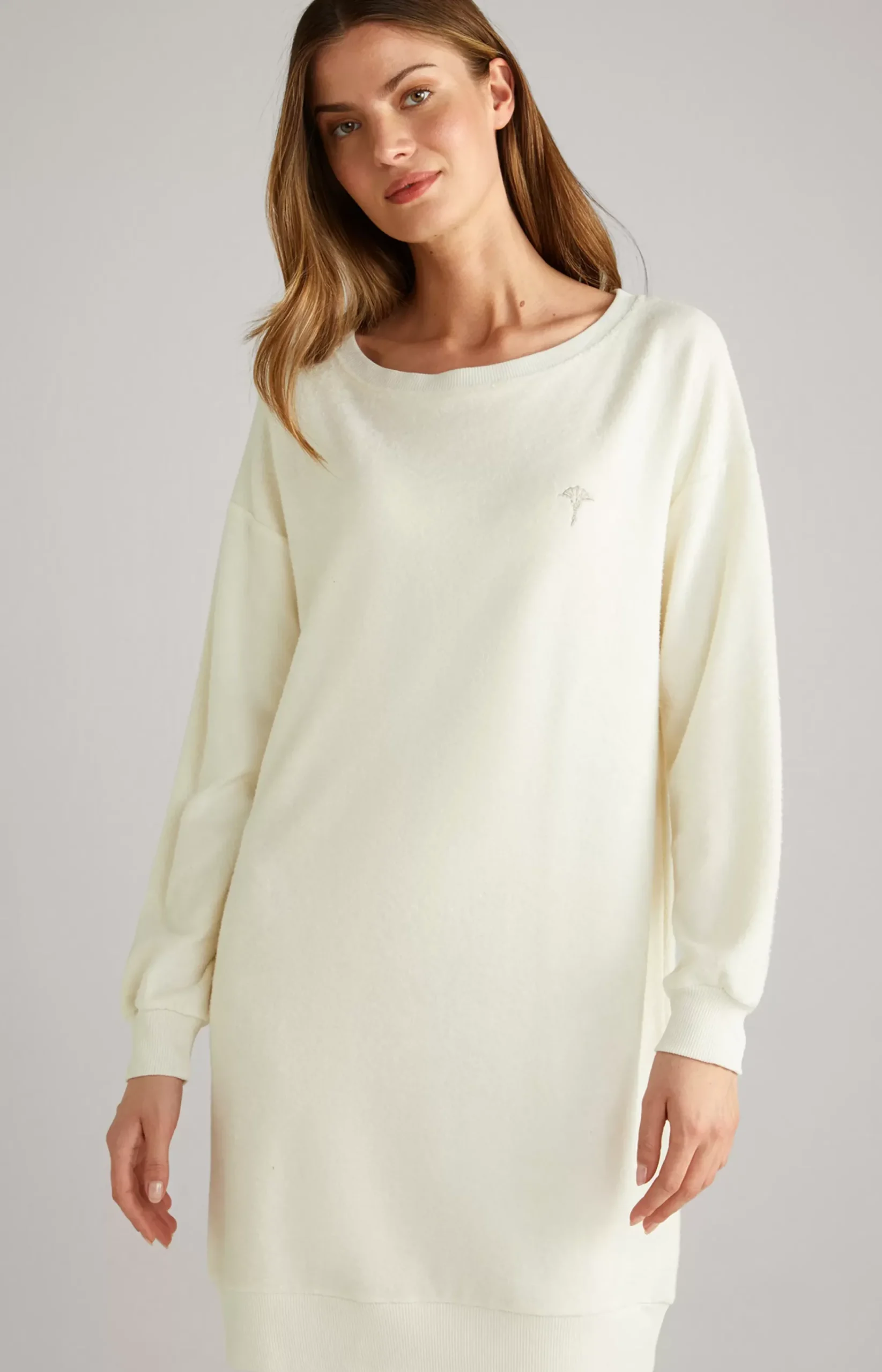 Long Loungewear Sweater in Milkshake