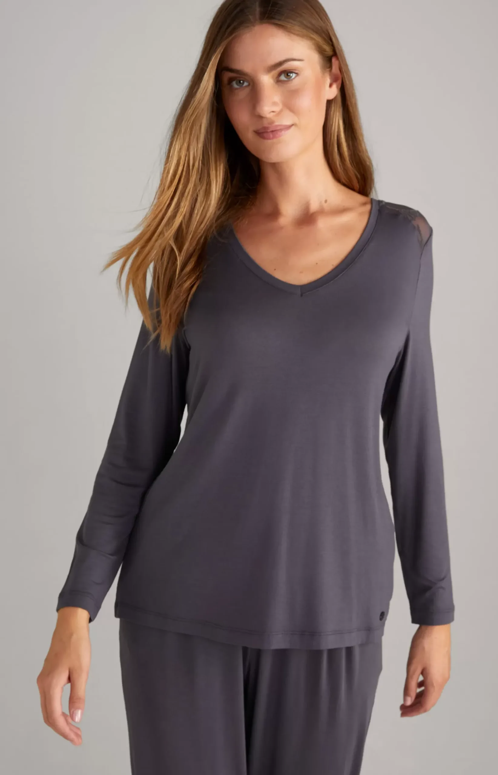 Long Sleeve Loungewear Top in Anthracite