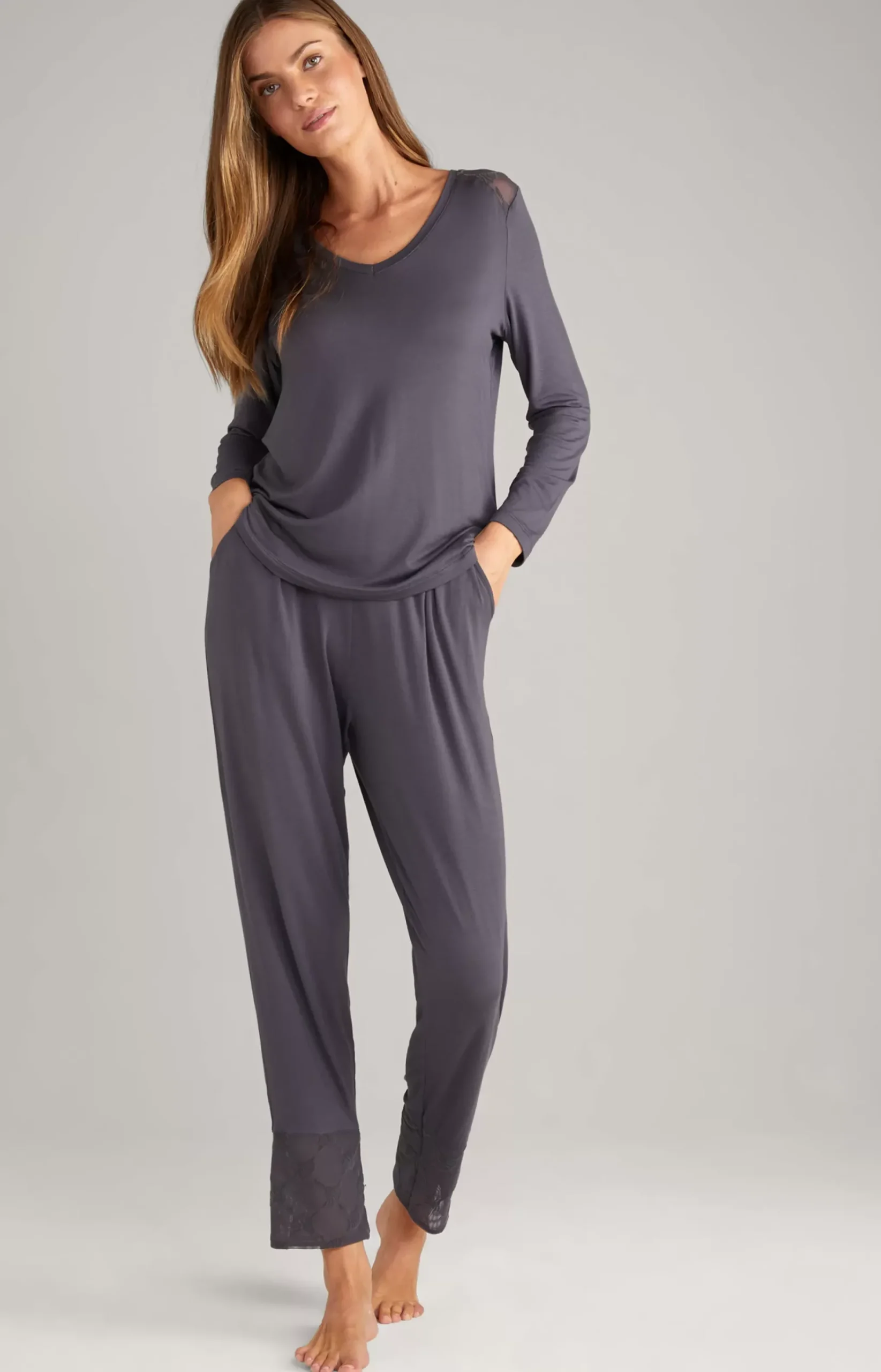 Long Sleeve Loungewear Top in Anthracite