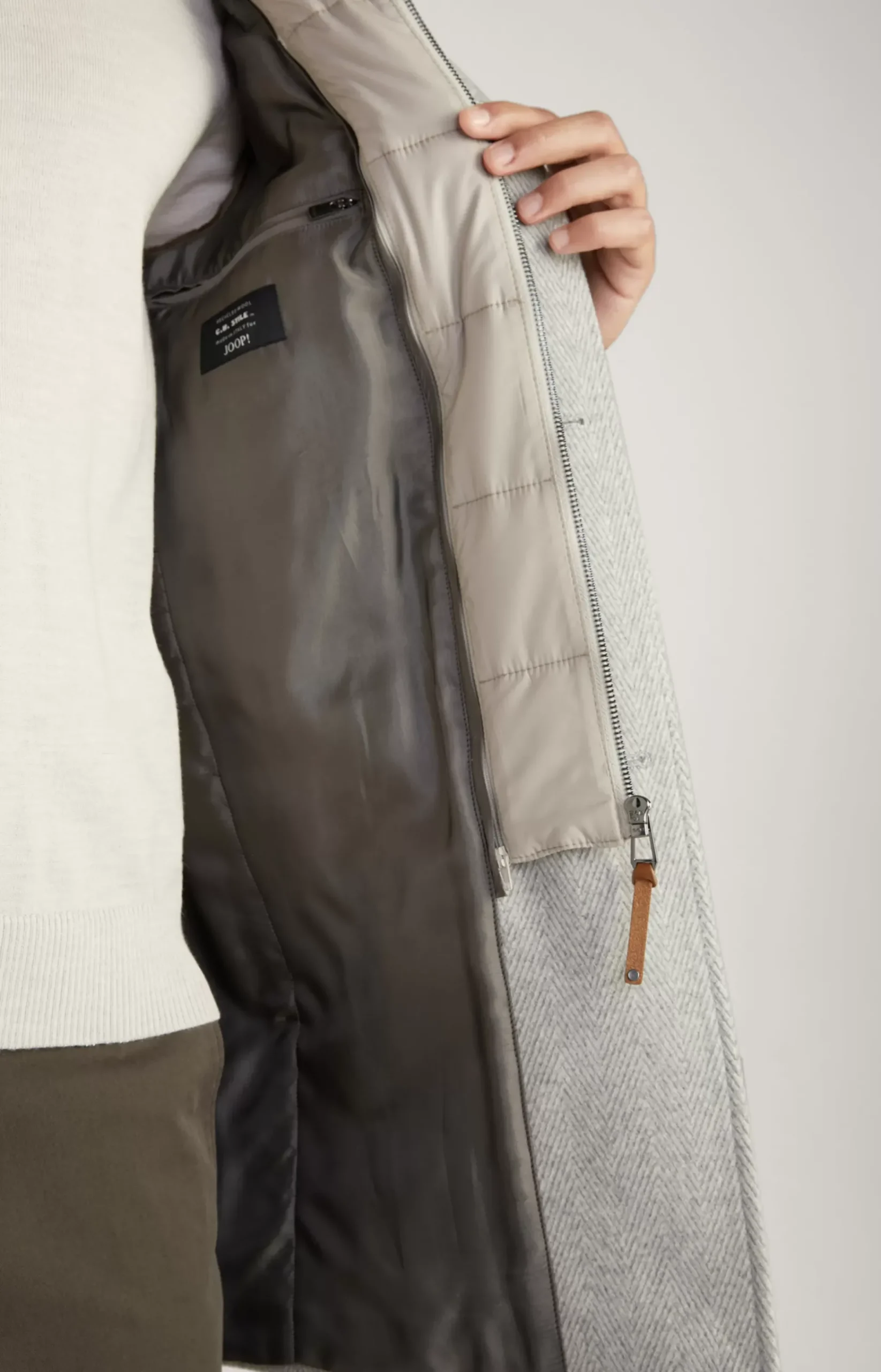 Maico Coat in a Light Beige Pattern