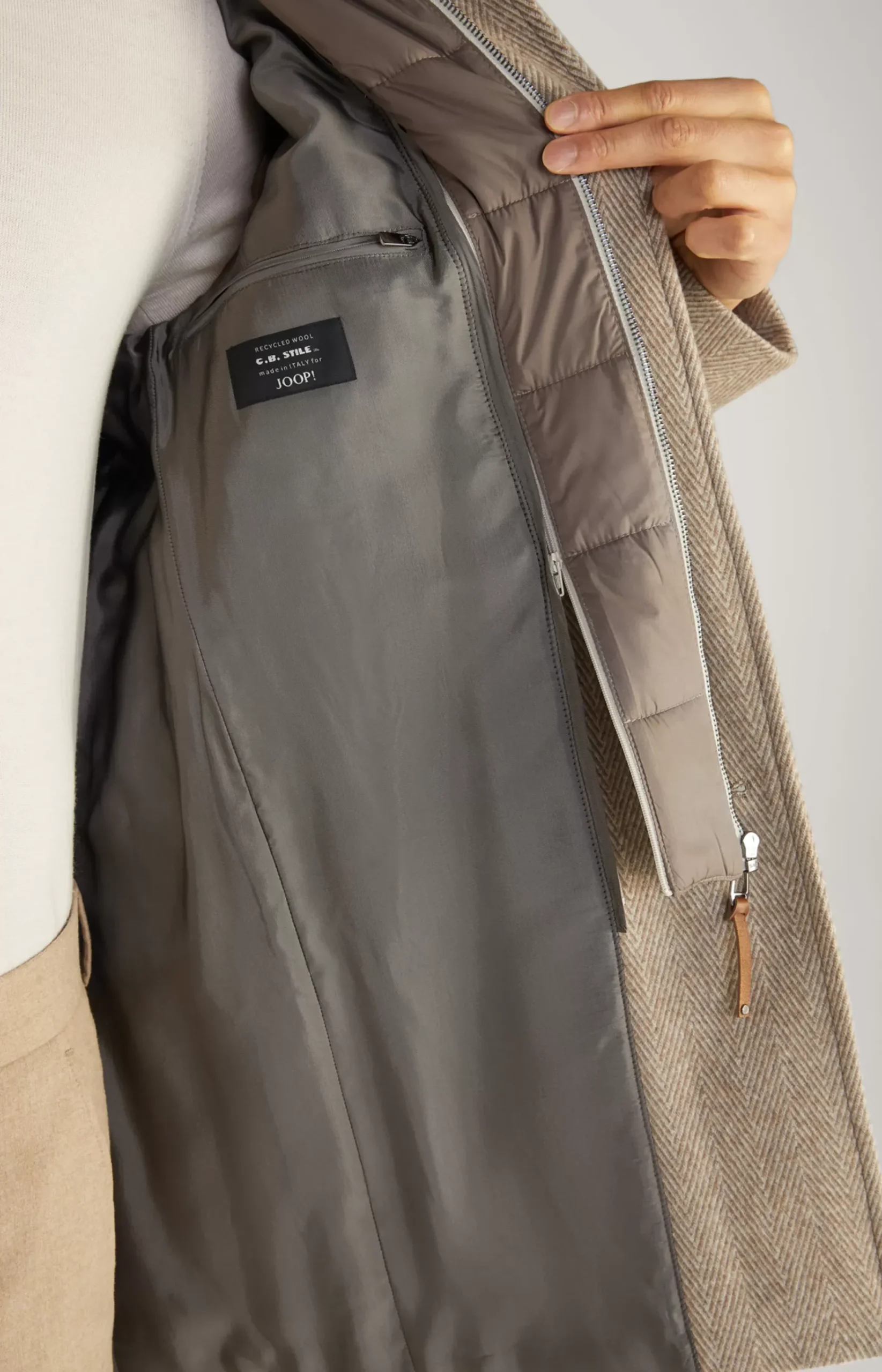 Maico Coat in a Light Brown Pattern