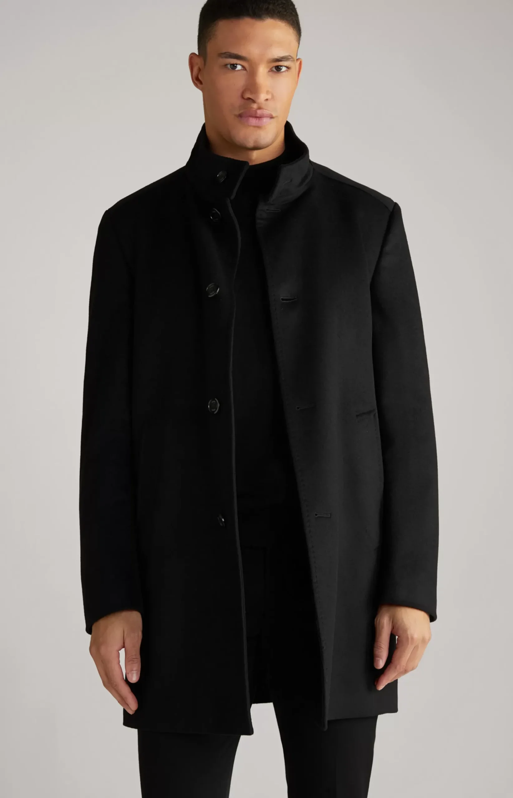 Maron Coat in Black