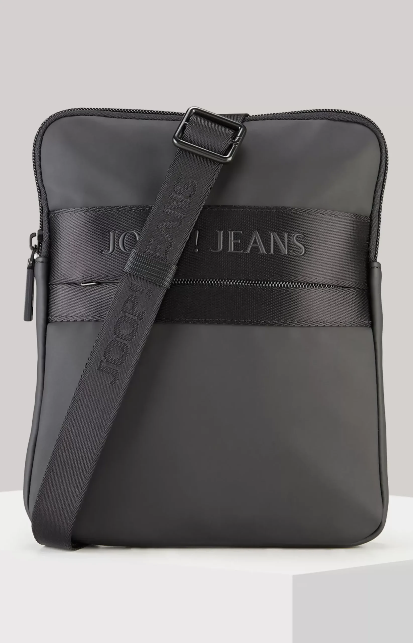 Modica Nuvola Liam Shoulder Bag in Black