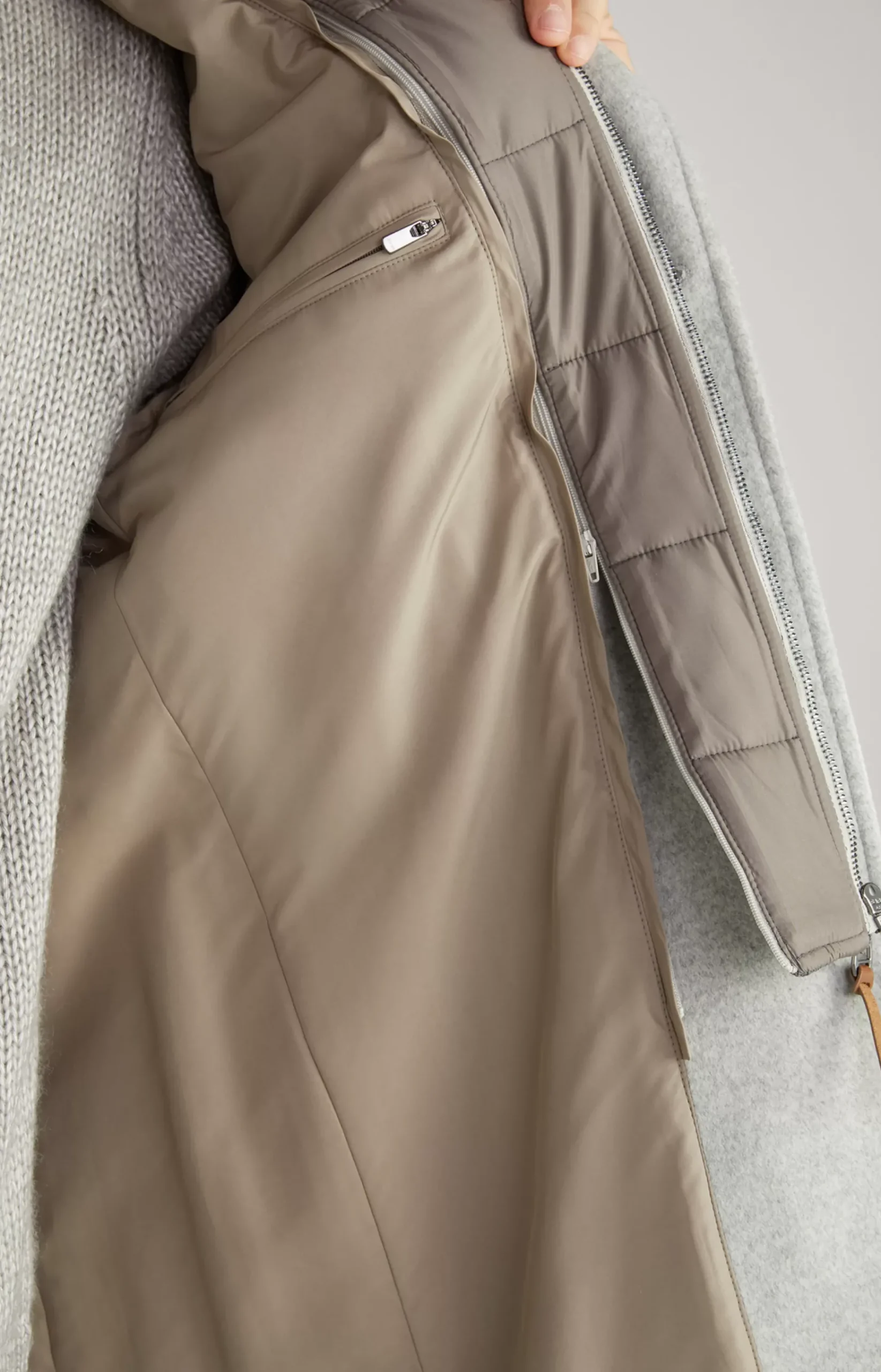 Morris Coat in Mottled Light Grey