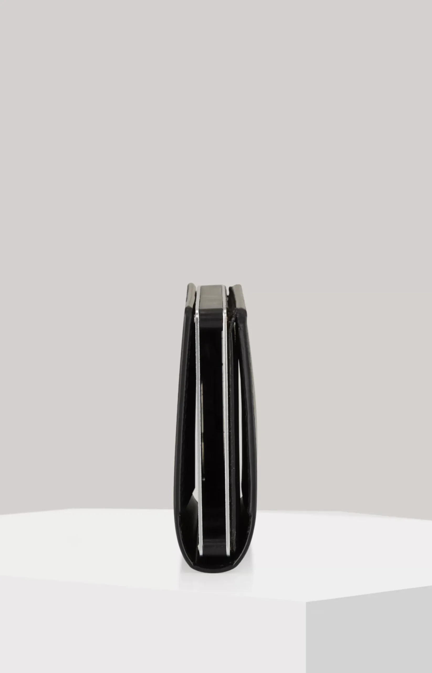 Pero C-One E-Cage Wallet in Black