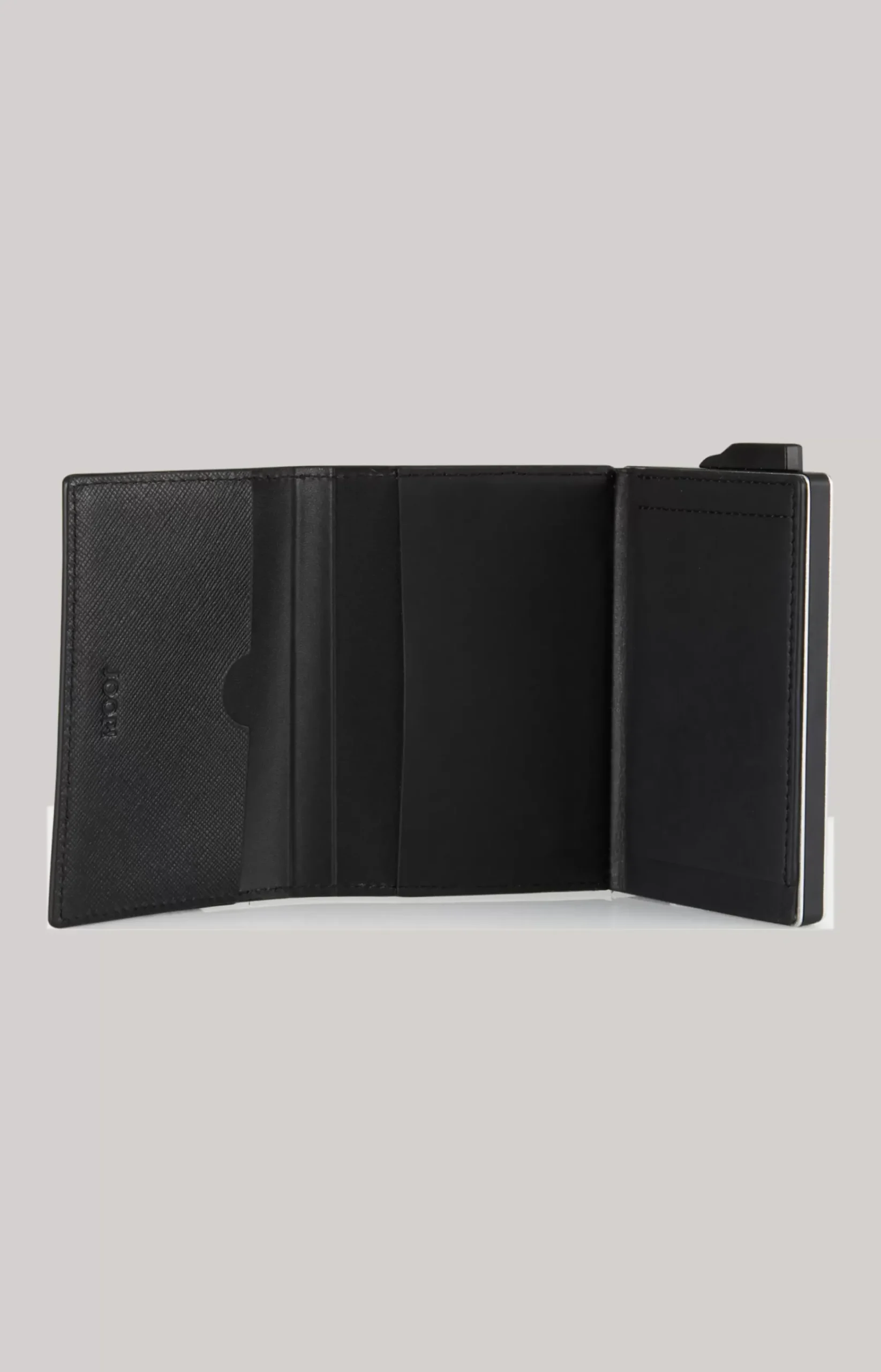 Pero C-One E-Cage Wallet in Black