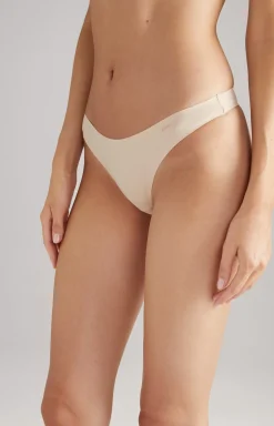 Seamless thong in Nude