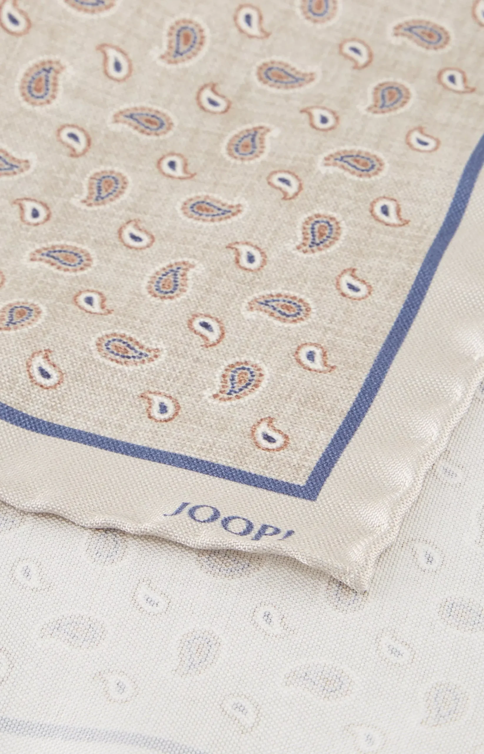 Silk Pocket Square in Beige/Brown