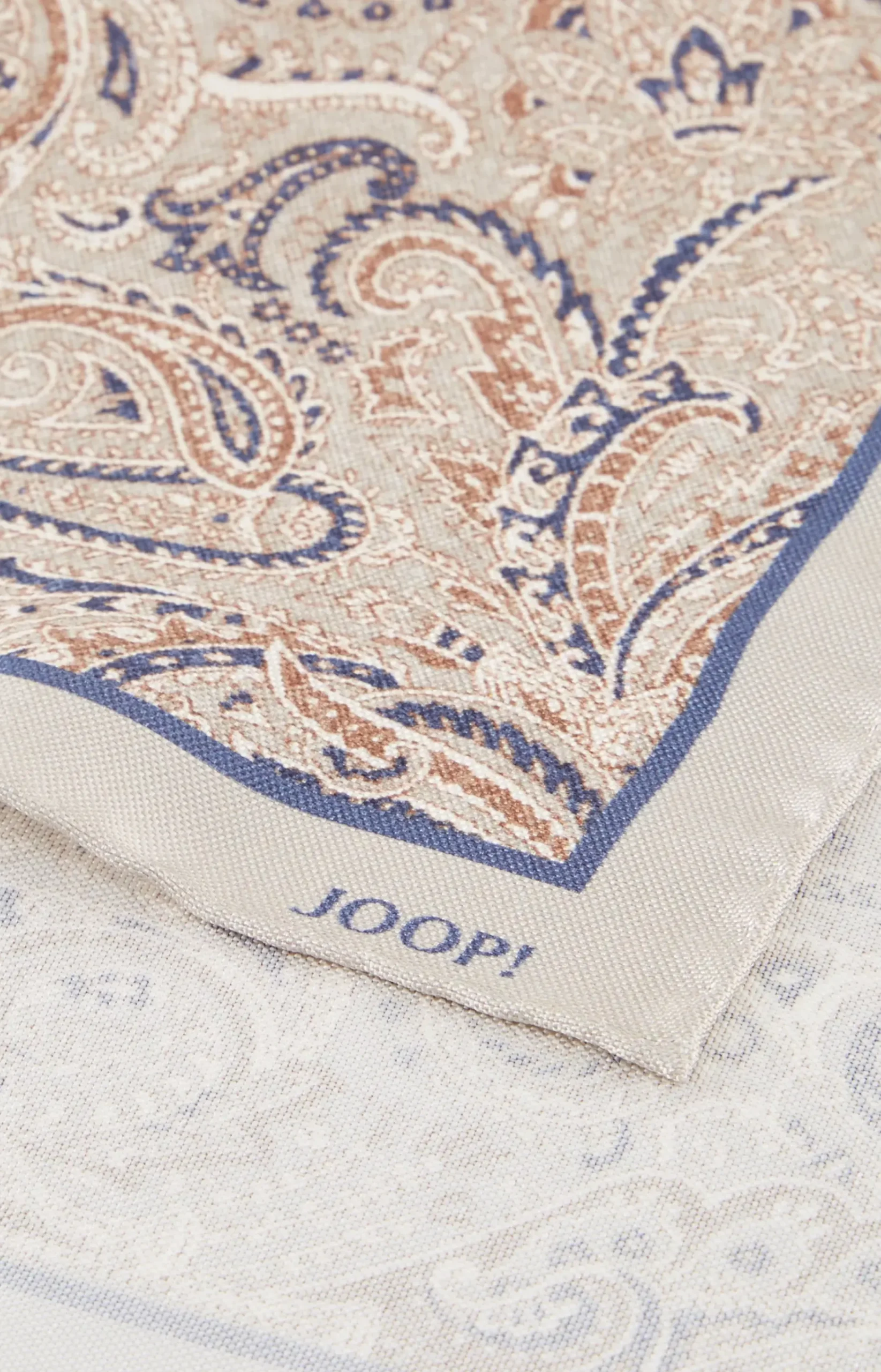 Silk Pocket Square in Beige/Navy