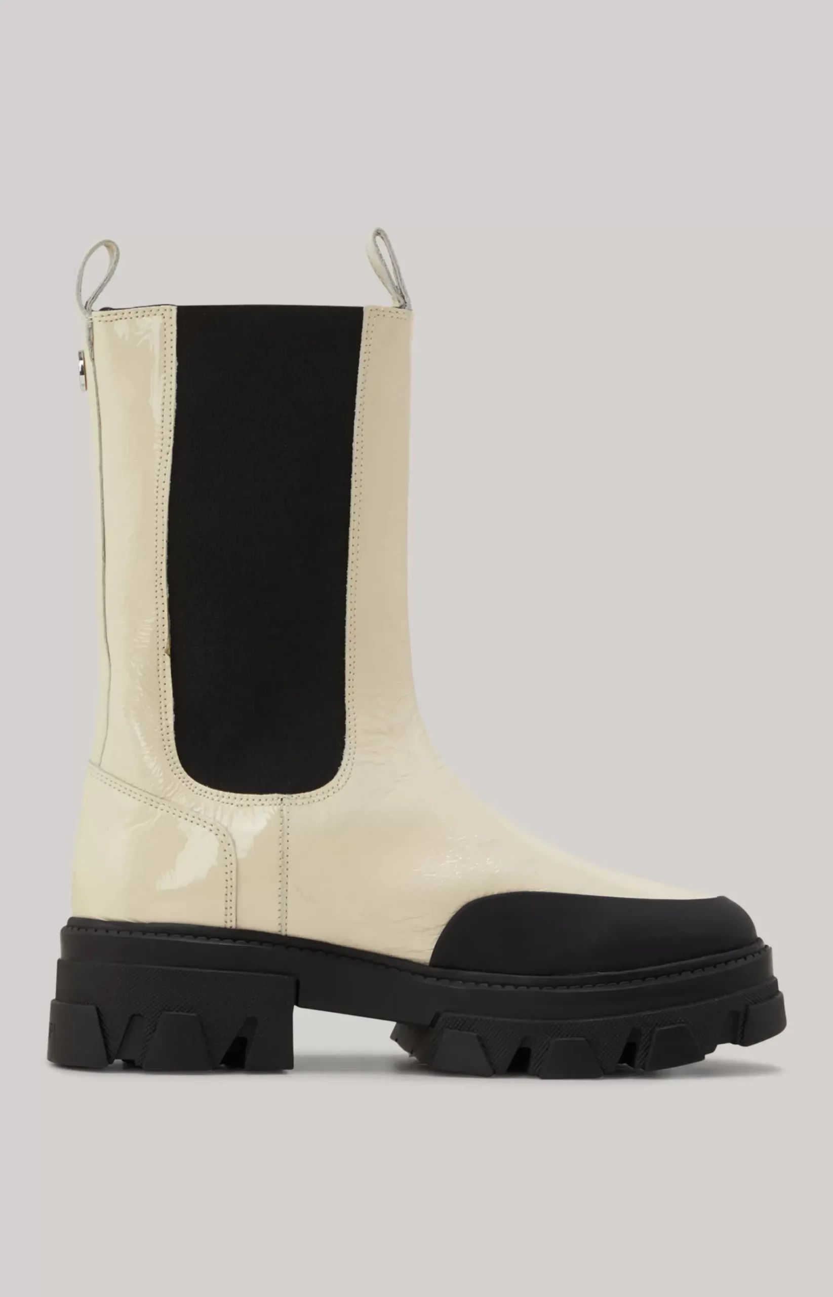 Sofisticato Camy Chelsea Boots in Black