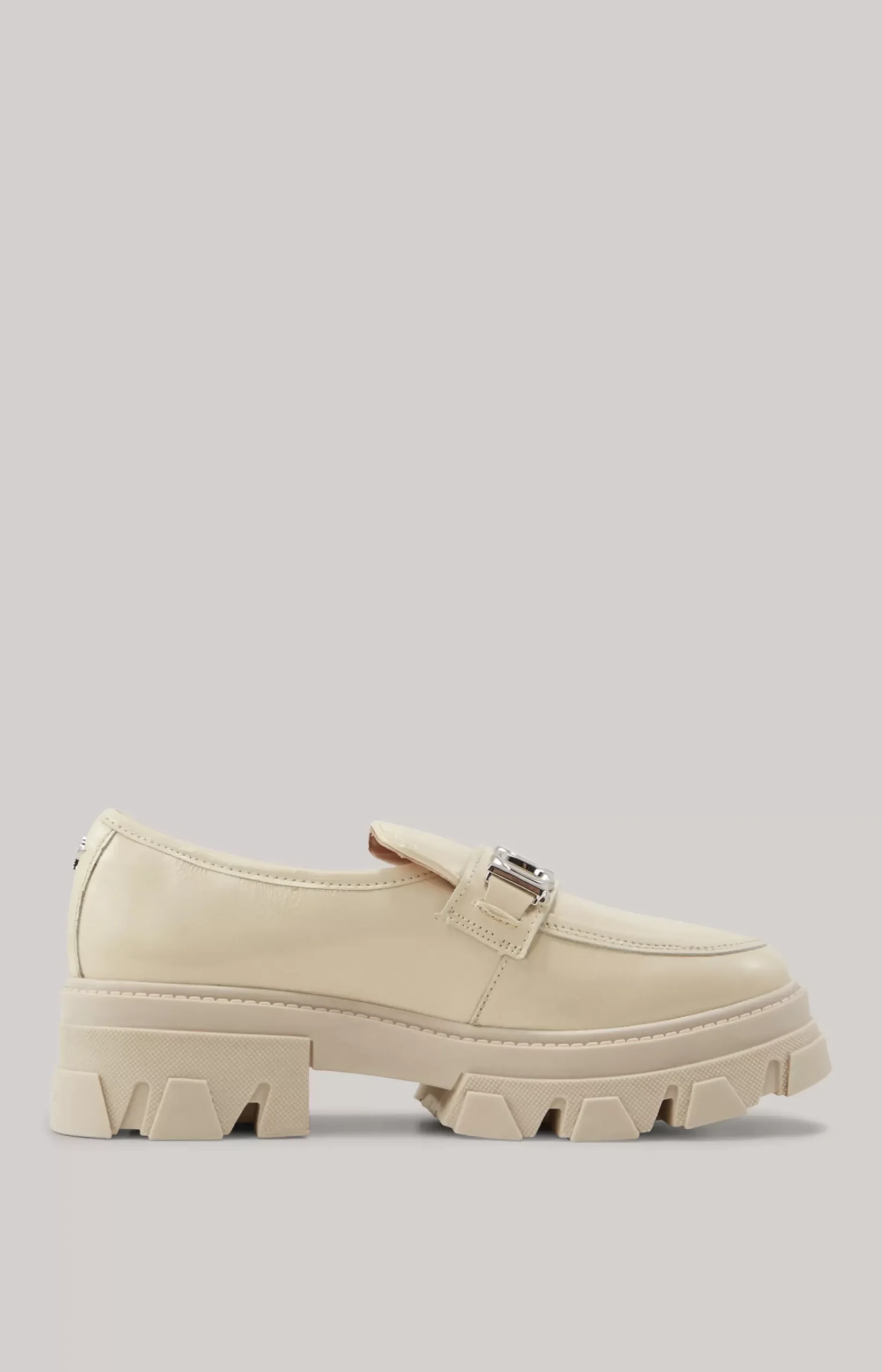 Sofisticato Camy Loafers in Off-White