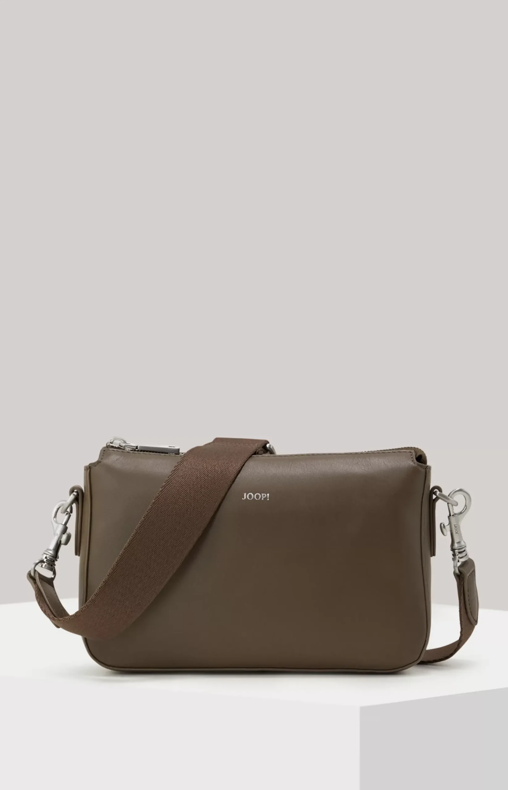 Sofisticato Jasmina Leather Shoulder Bag in Brown