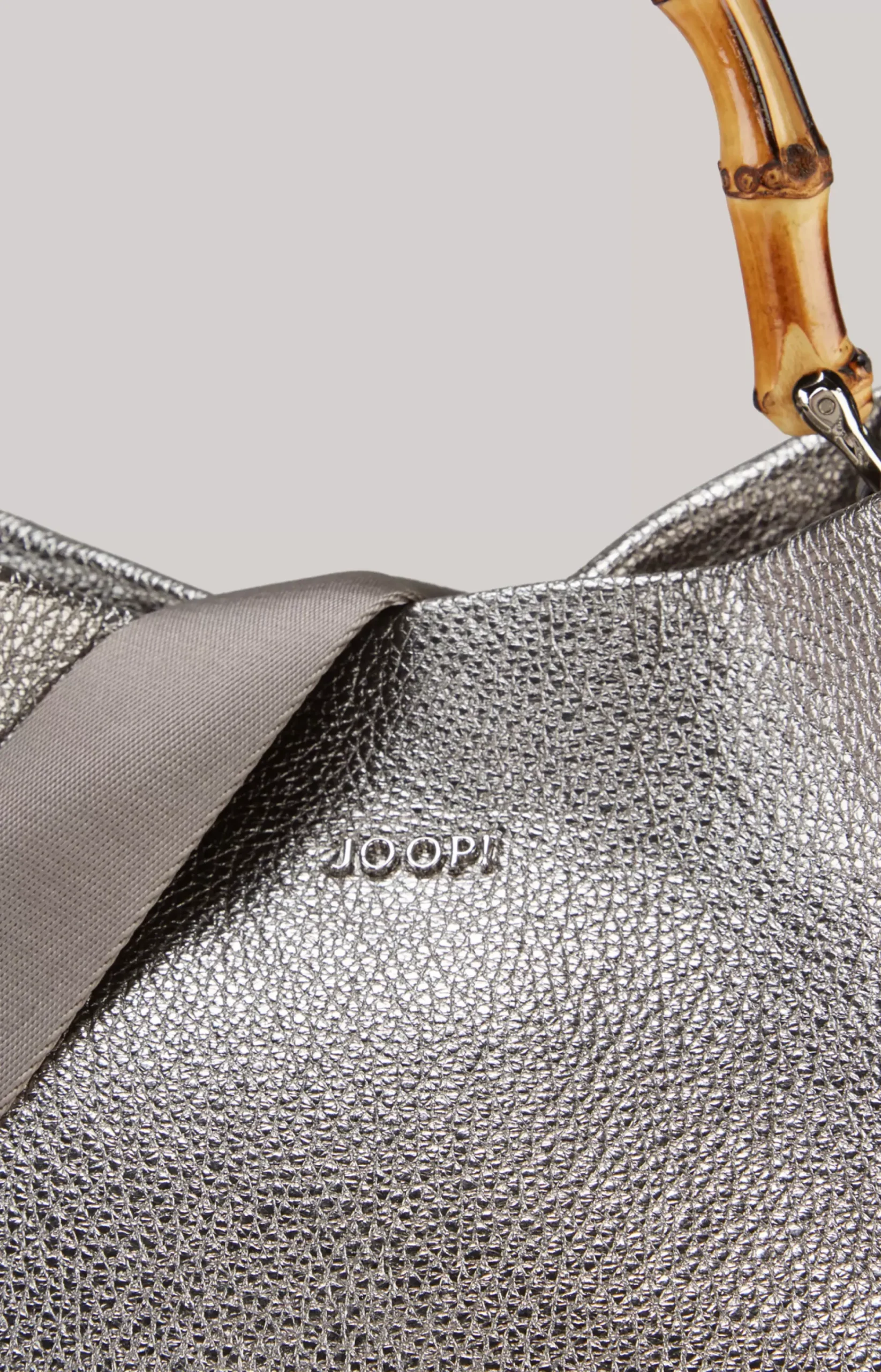 Splendere Saba Shopper in Silver