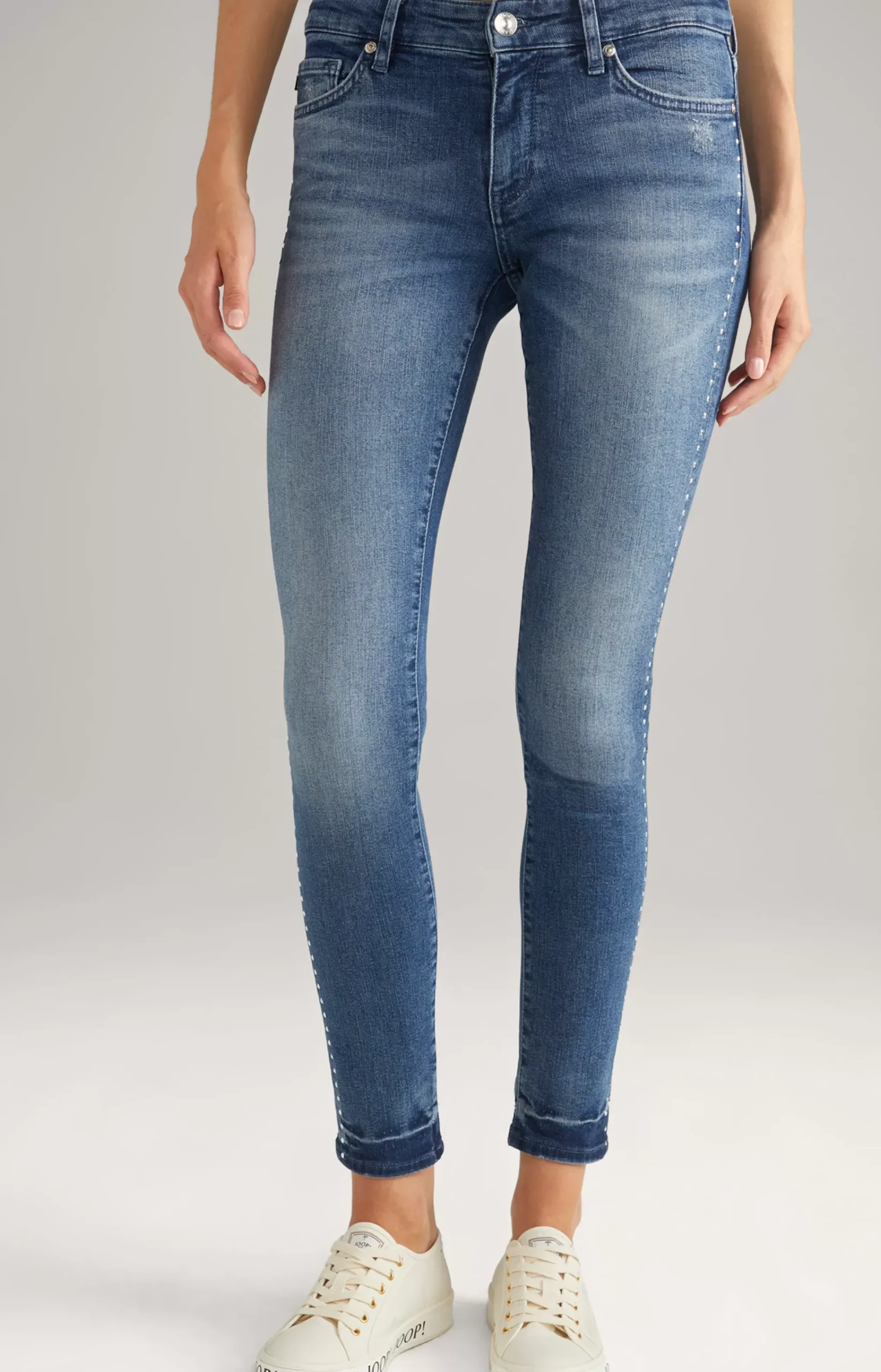 Sue Skinny Jeans in Washed Dark Blue