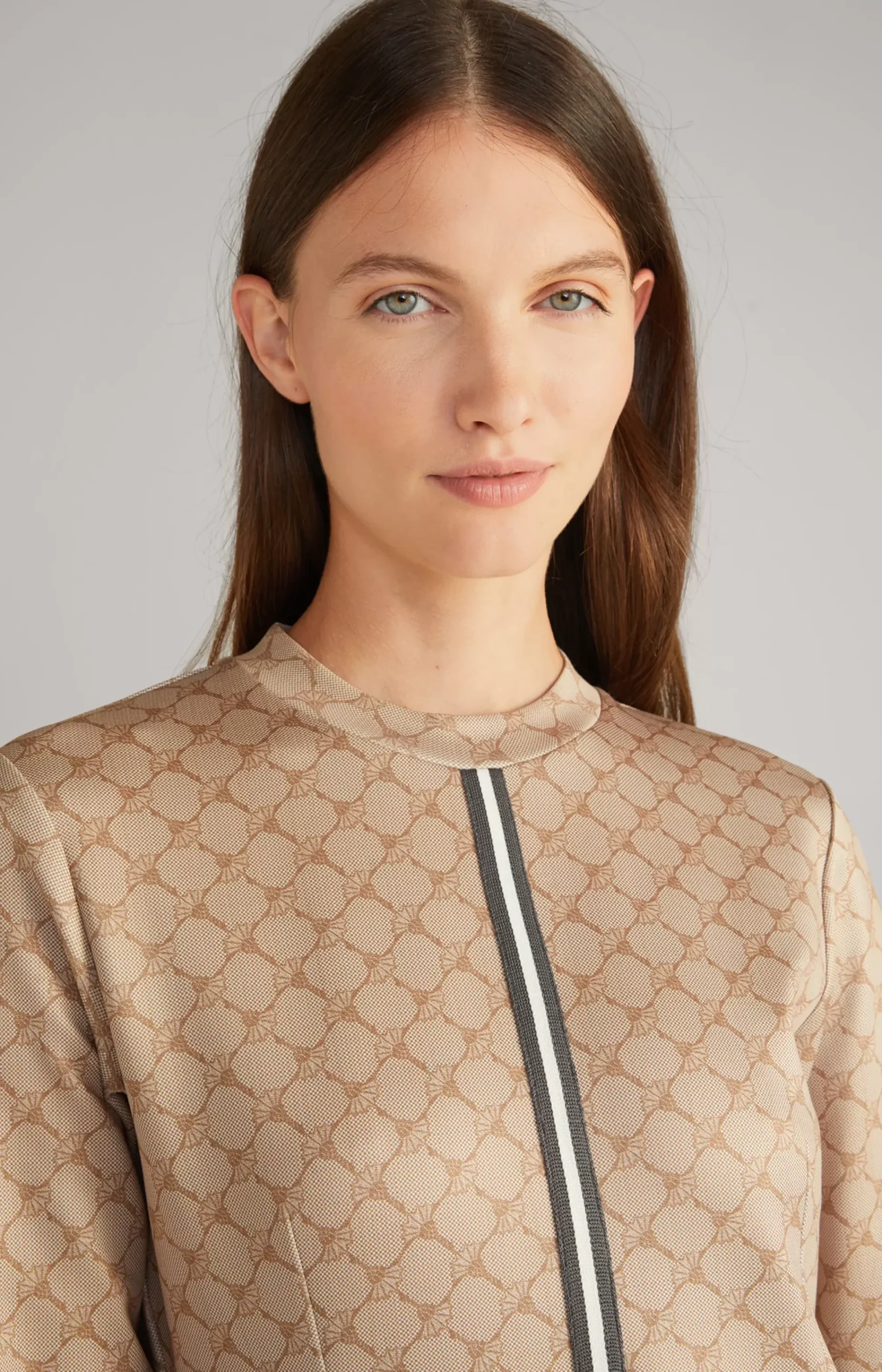 Sweatshirt Dress in a Beige Pattern