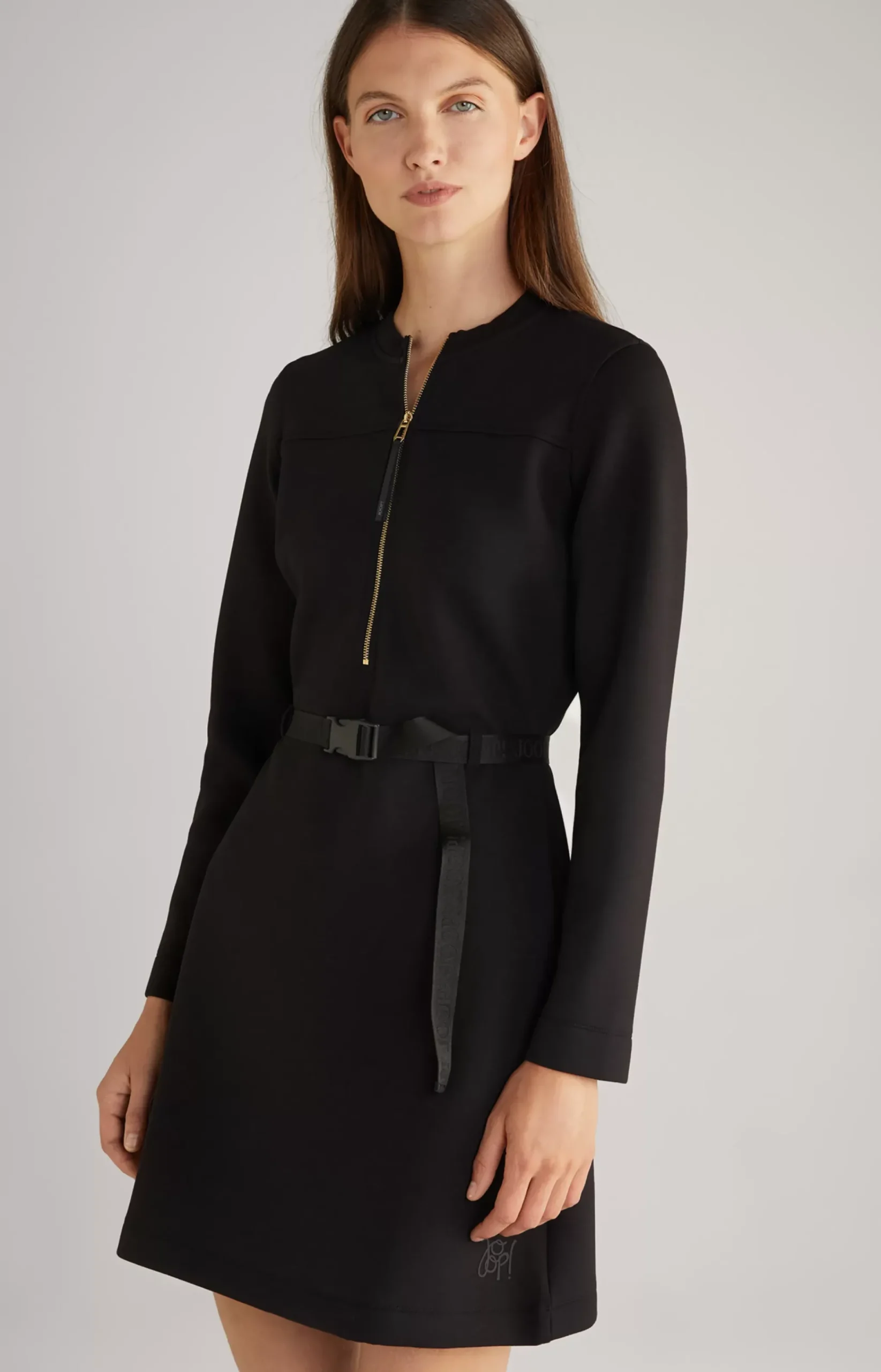 Sweatshirt Dress in Black