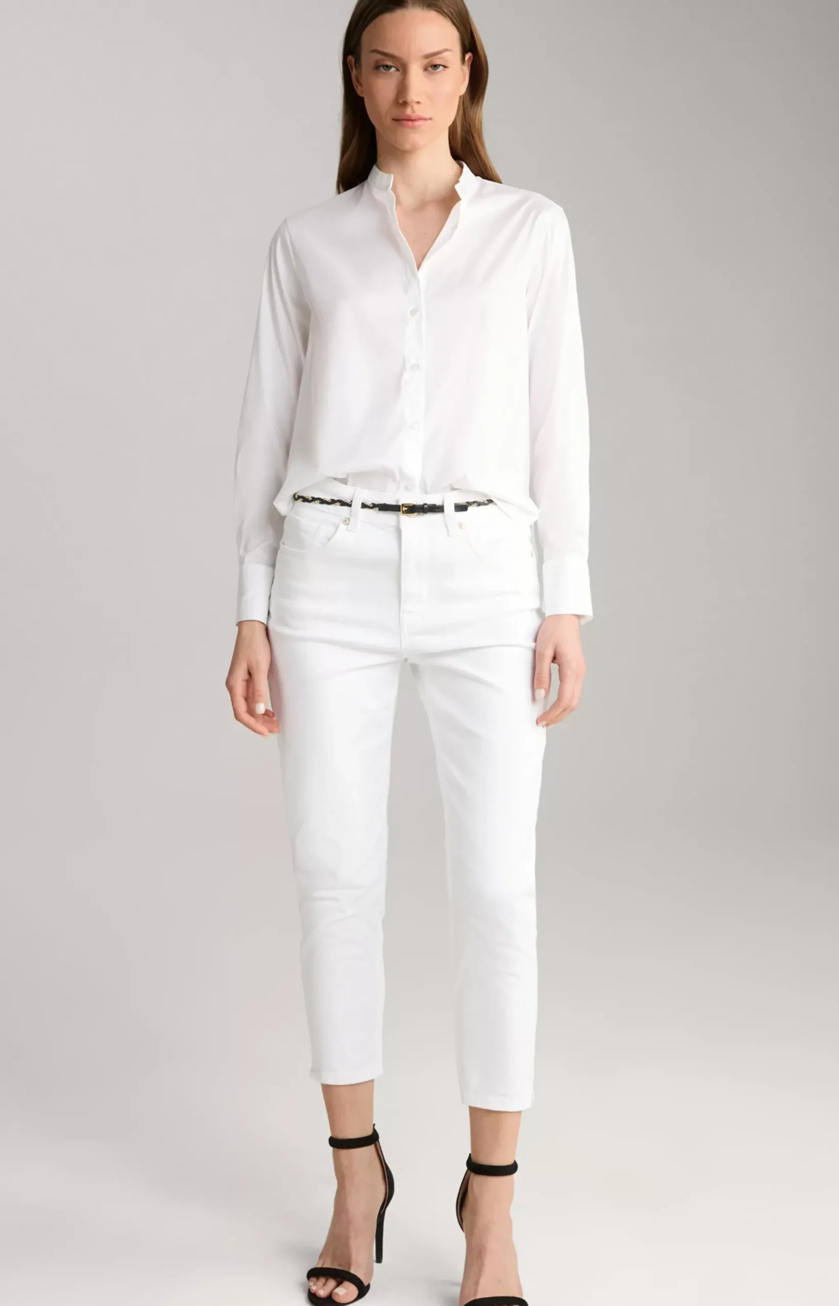 Tapered Jeans in White