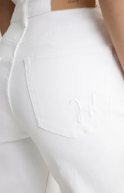 Tapered Jeans in White