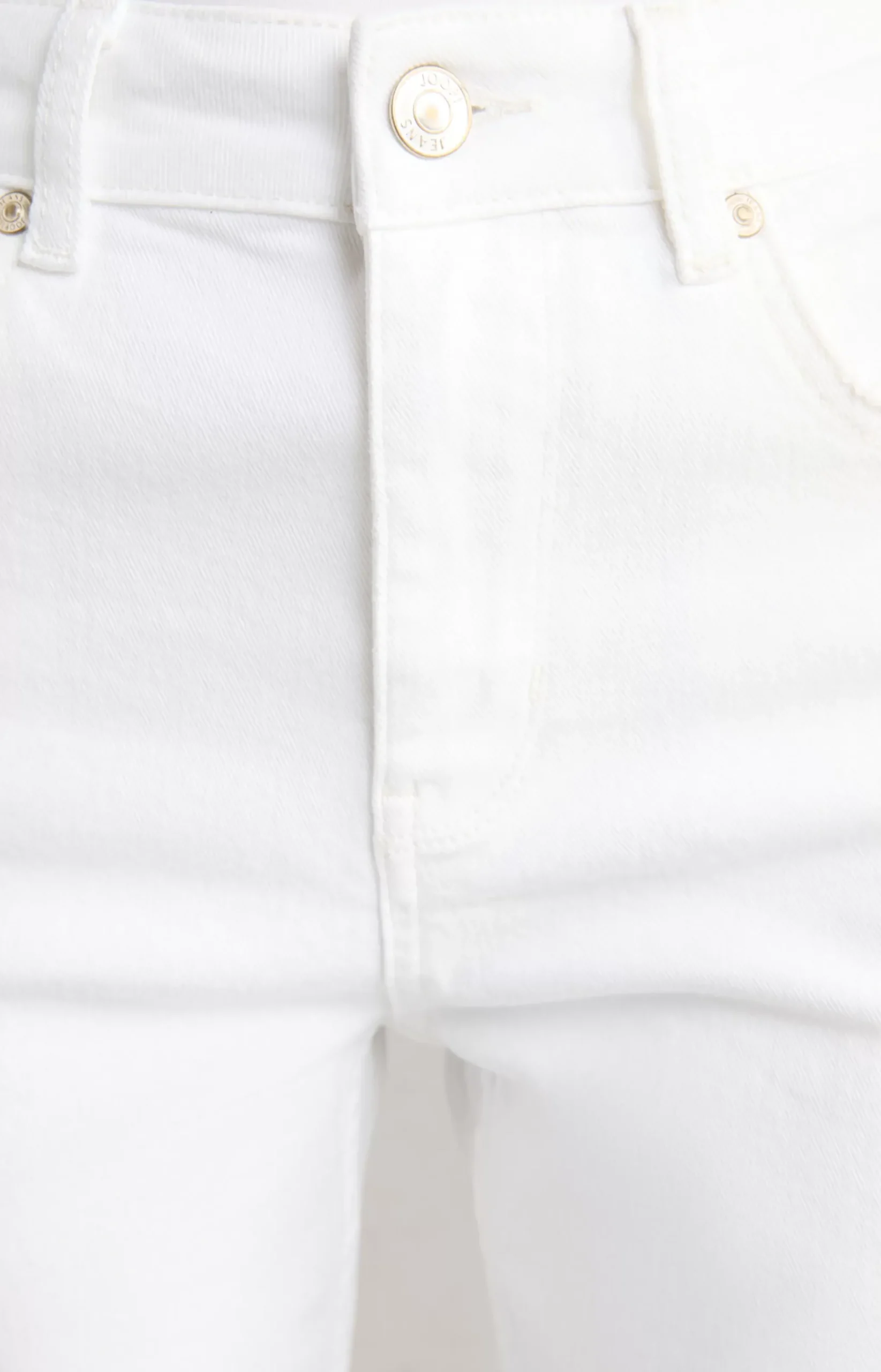 Tapered Jeans in White