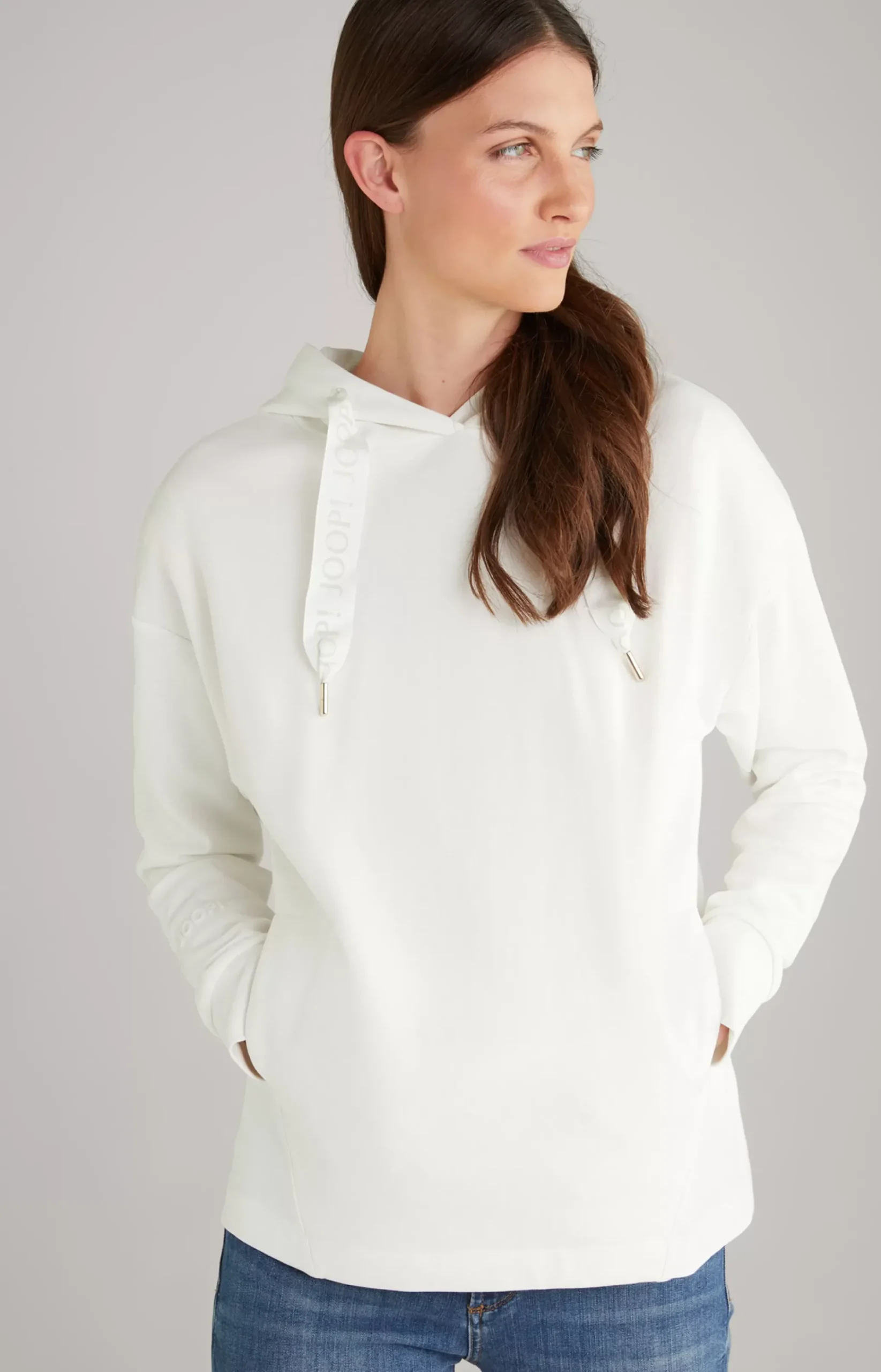 Tasta Hoodie in Off-white