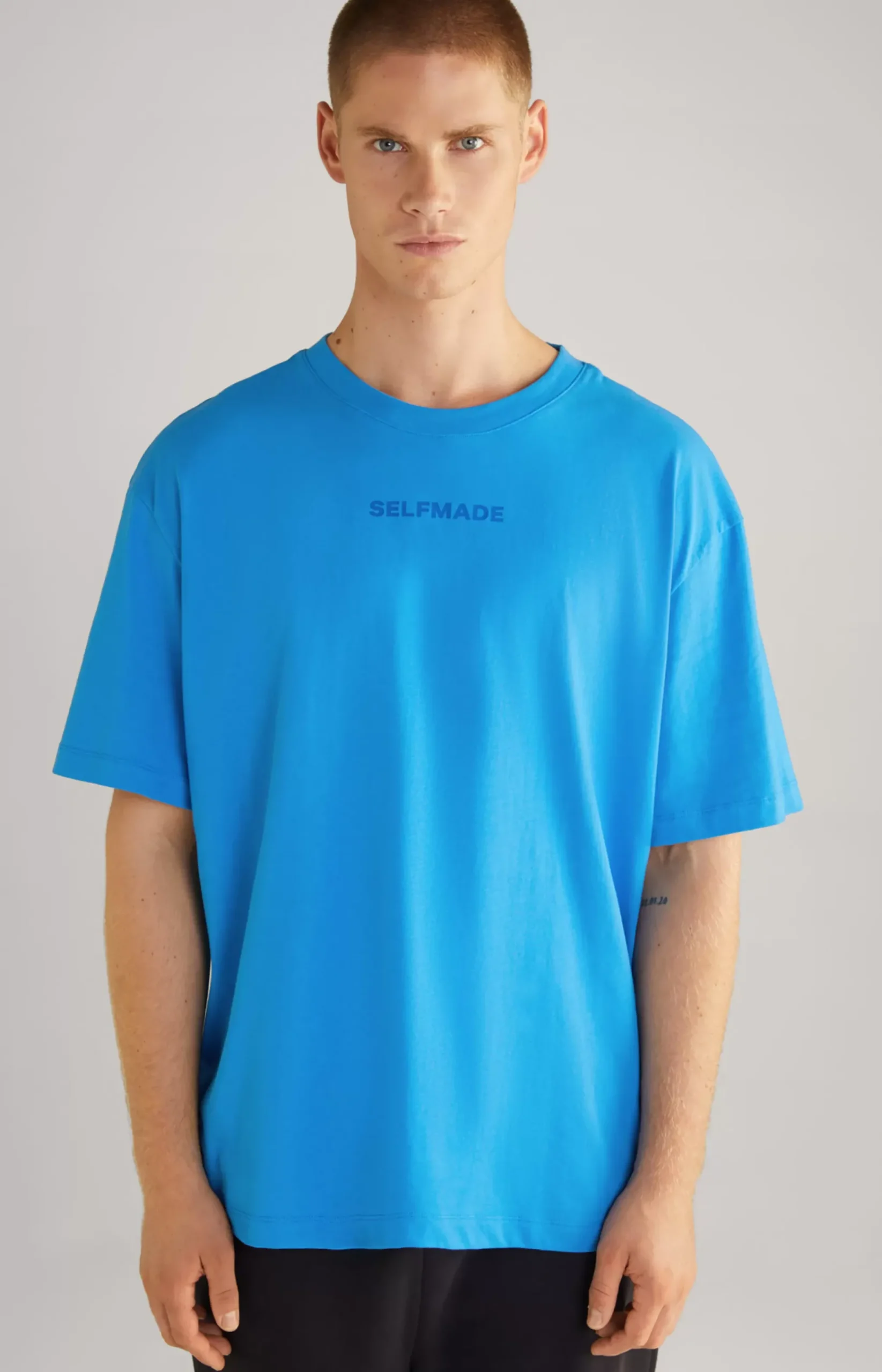 Unisex Cotton T-shirt in Blue