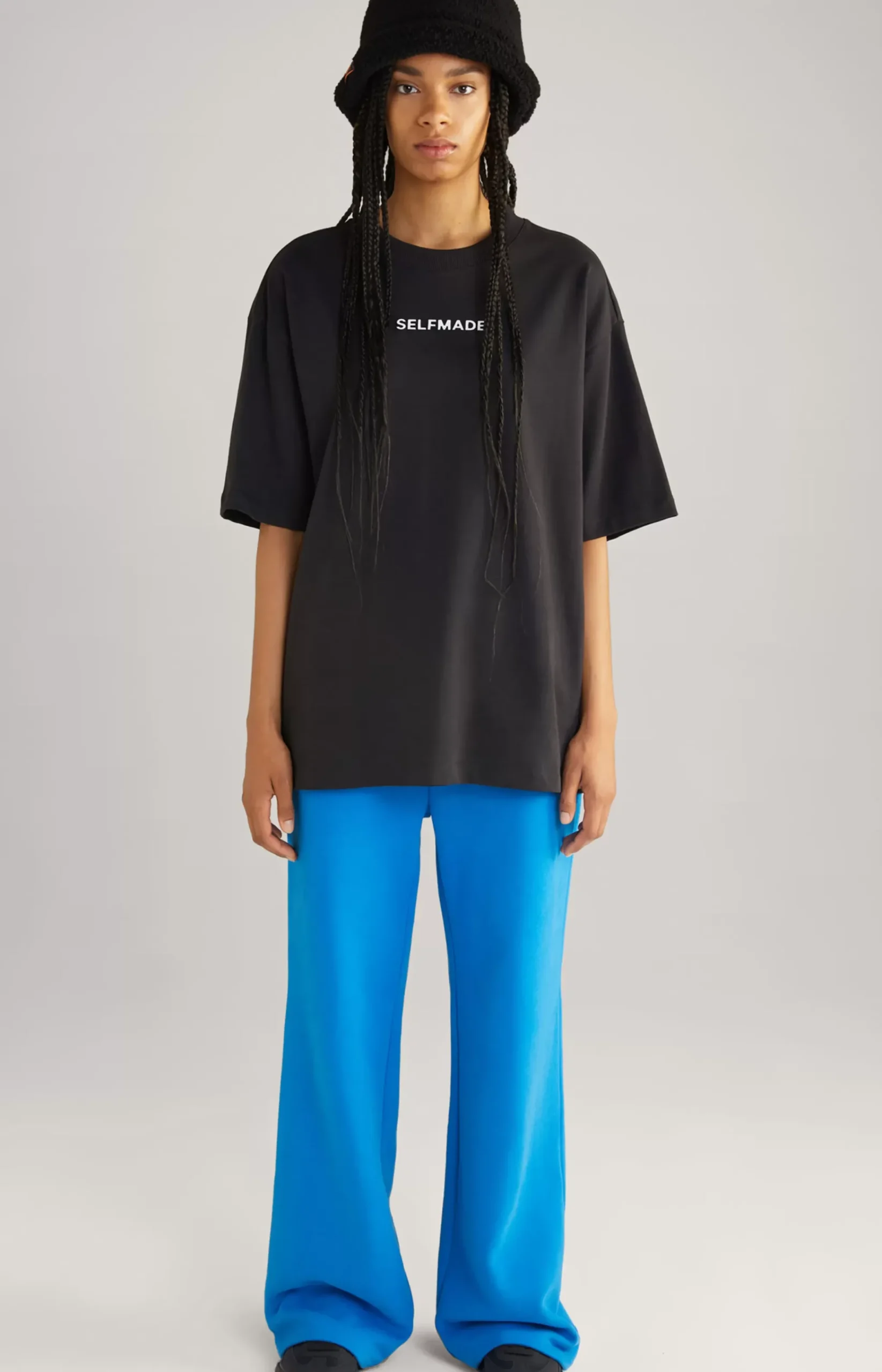 Unisex T-shirt in Black
