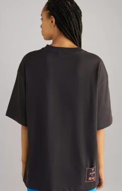 Unisex T-shirt in Black
