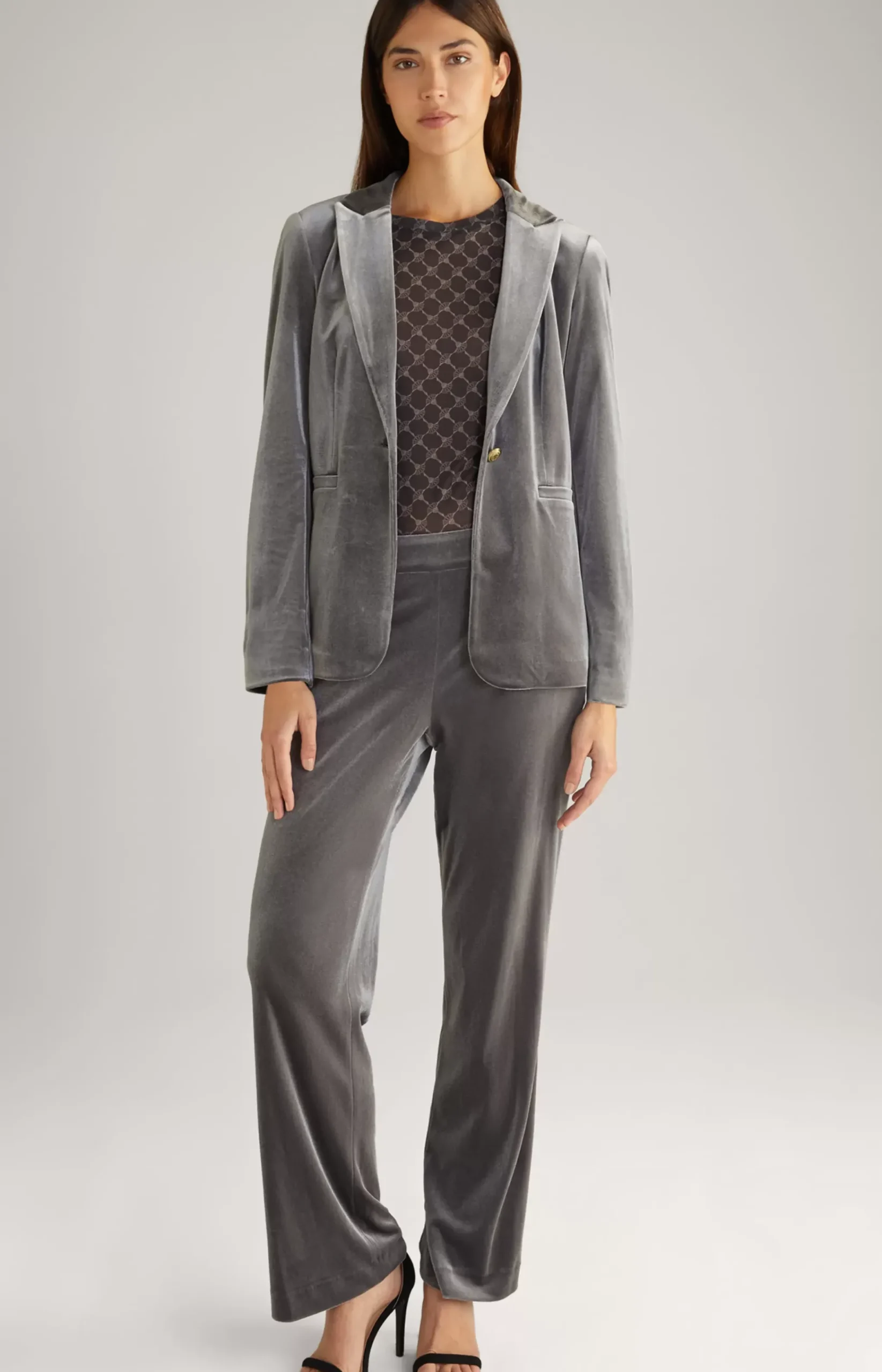 Velvet Blazer in Grey