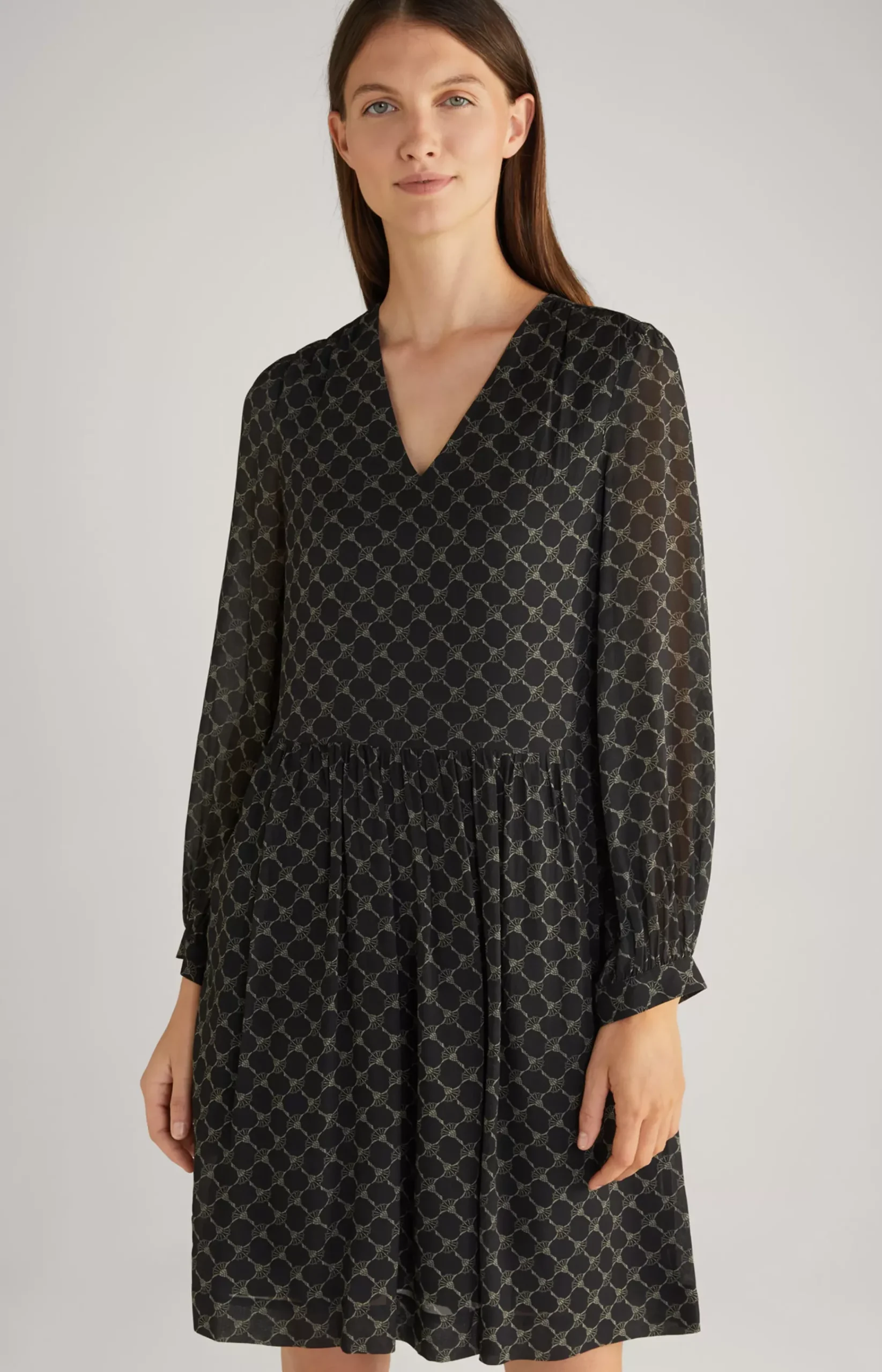 Viscose Dress in a Black/Grey Pattern