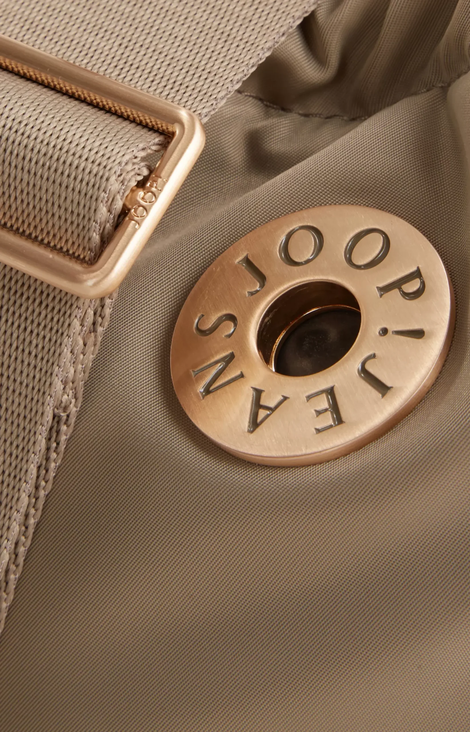 Vita Puro Donna Handbag in Beige