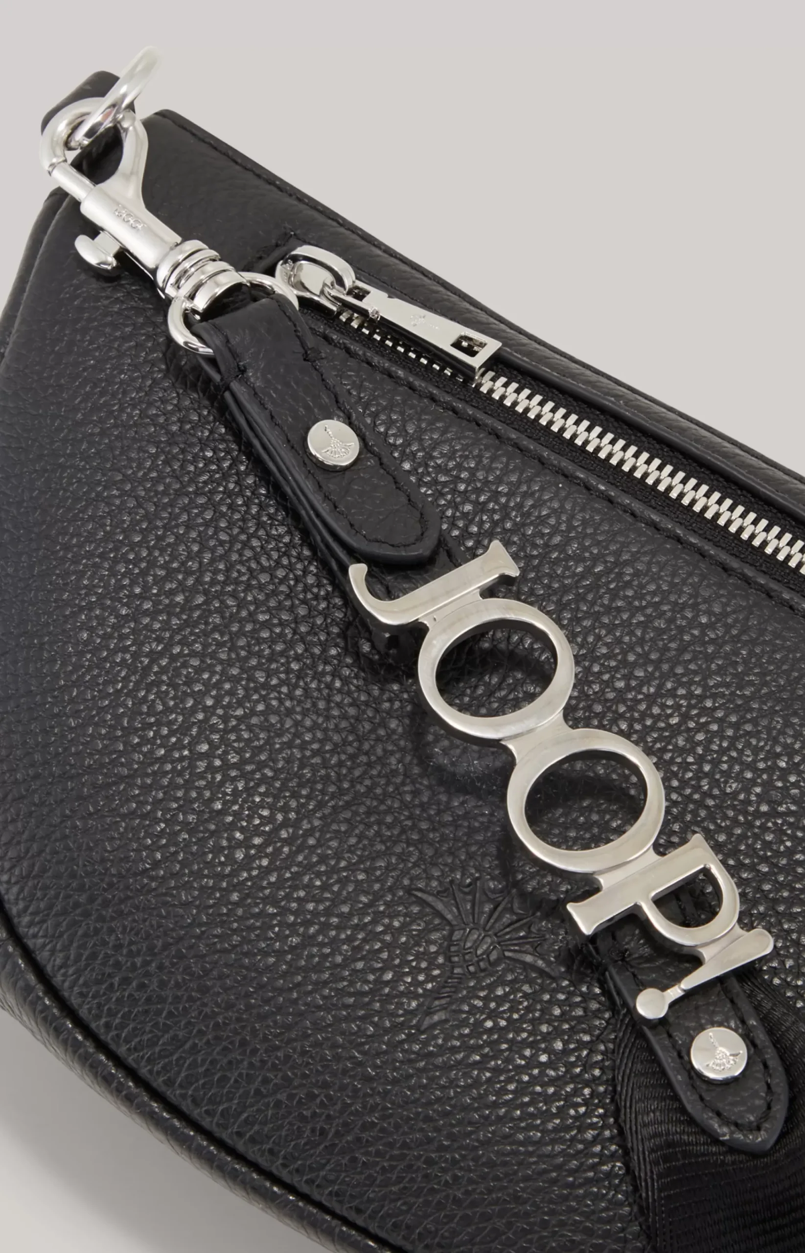 Vivace Isabella Shoulder Bag in Black