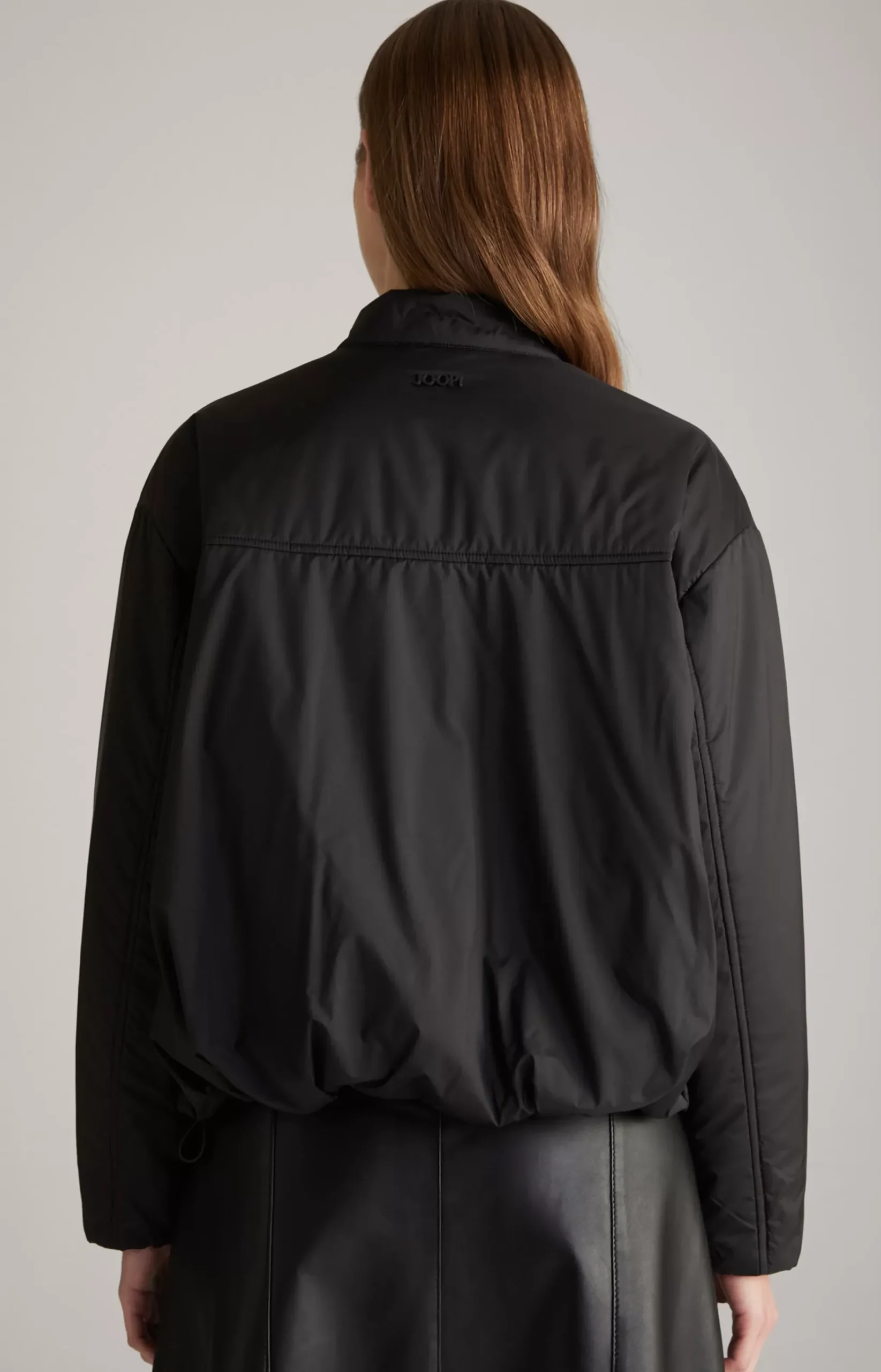 Windbreaker Jacket in Black
