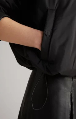 Windbreaker Jacket in Black