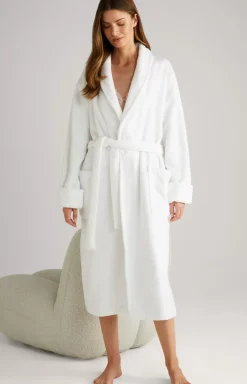 Women’s bathrobe in white